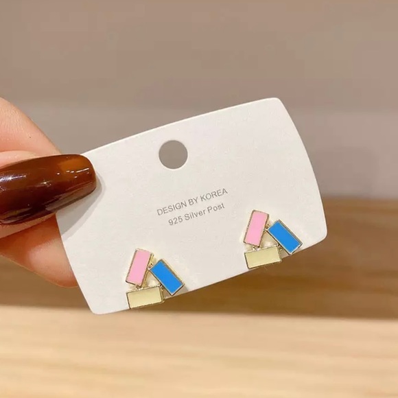 Jewelry - New women’s earrings